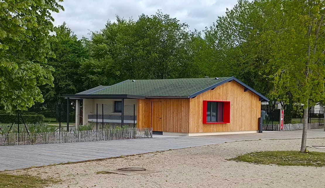 Une nouvelle tranche de travaux effectués à la Plaine Tonique : la rénovation du sanitaire Citron !