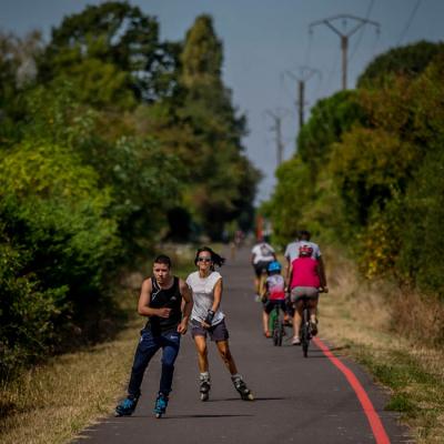 Vélos et rollers sur la Traverse